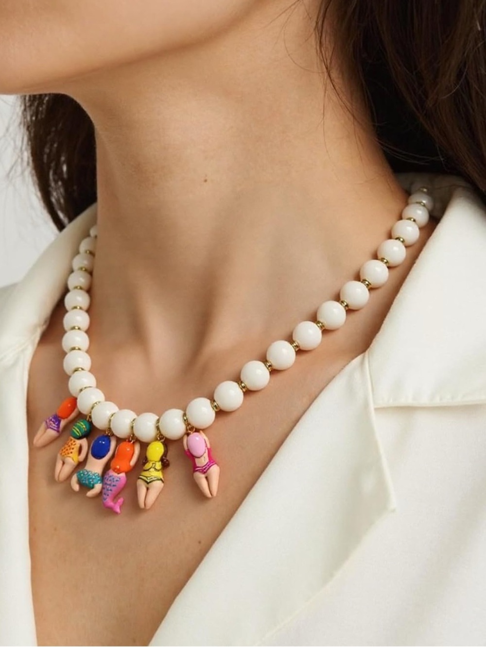 New! Beach Babes Bikini Girls Necklace - Picture 4 of 7